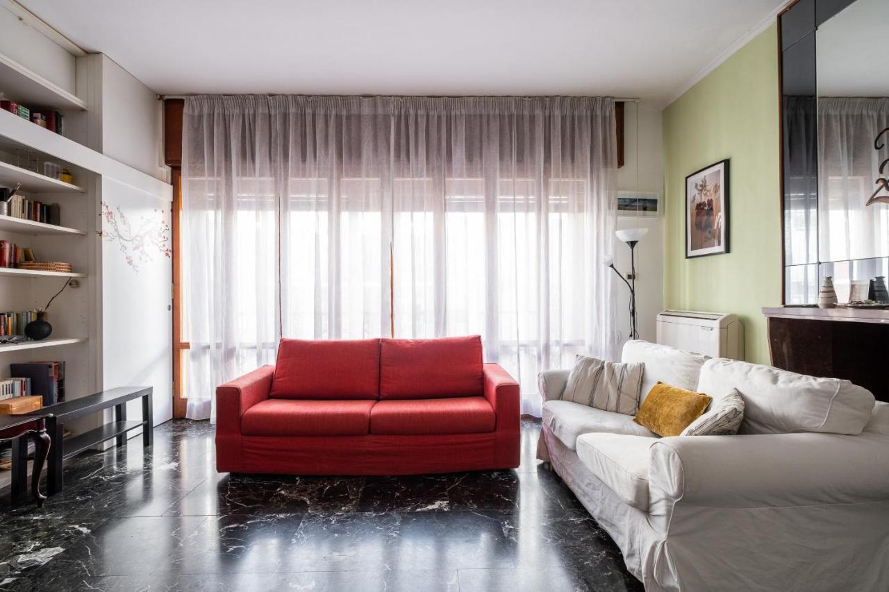 Boldrini Apartment With Balcony By Wonderful Italy 볼로냐 외부 사진