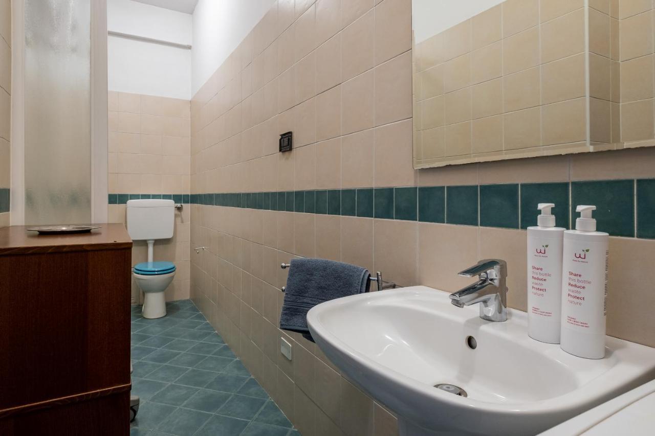 Boldrini Apartment With Balcony By Wonderful Italy 볼로냐 외부 사진